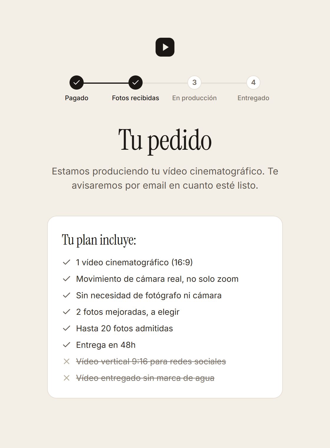 Pantalla real de Dinaclip: estado del pedido con los pasos Pagado, Fotos recibidas, En producción y Entregado
